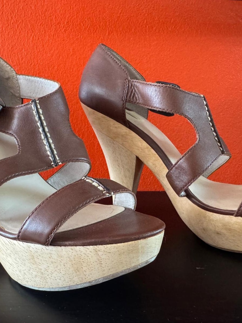 Max Studio Brown Leather Platform Sandals with Light Wood Heel - Picture 3 of 6